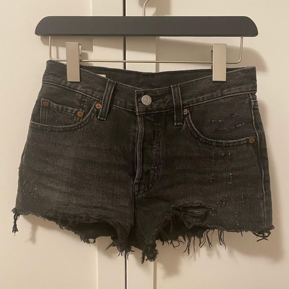 Levi’s 501 denim short size 24